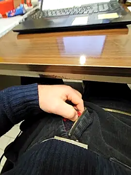 Dolceporco19 online show from January 7, 2026, 4:09 pm