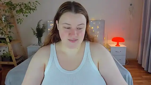 PolinaSalvatore online show from October 28, 2025, 10:19 am