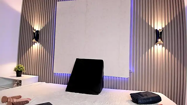 Zafiiraa online show from February 4, 2025, 5:34 pm