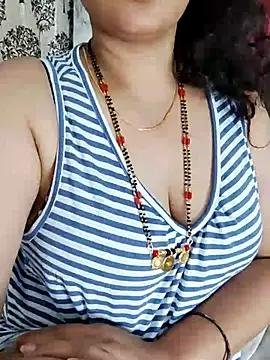 Snapshot of Indian_desi_wife chatting on January 26, 2025, 3:59 am Indian desi wife online show from January 26, 2025, 3:59 am