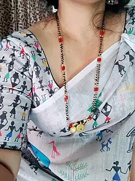 Snapshot of Indian_desi_wife chatting on March 5, 2025, 3:40 am Indian desi wife online show from March 5, 2025, 3:40 am