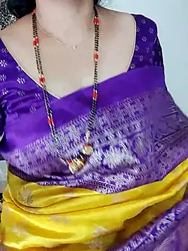 Snapshot of Indian_desi_wife chatting on July 4, 2026, 2:18 am Indian desi wife online show from July 4, 2026, 2:18 am