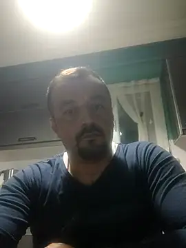 serkan201852 online show from December 24, 2024, 8:27 pm