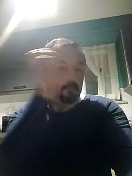 serkan201852 online show from February 22, 2025, 10:42 pm