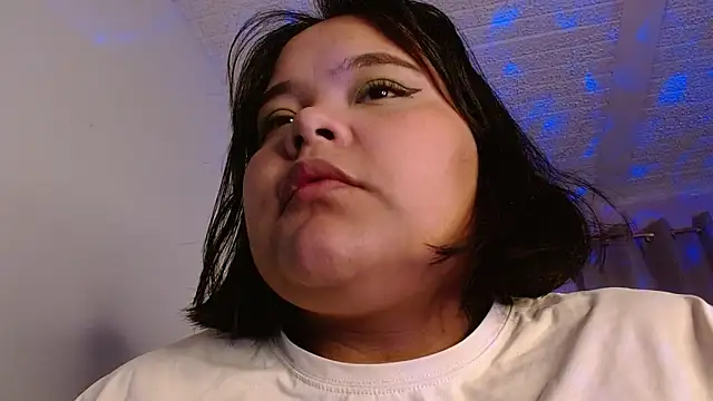 sexychubby    online show from January 31, 2026, 7:11 pm