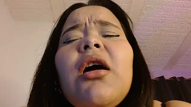 Snapshot of sexychubby___ chatting on July 19, 2026, 9:18 pm sexychubby online show from July 19, 2026, 9:18 pm