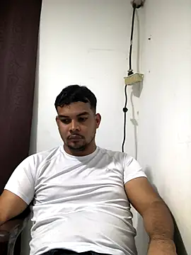 ElsecretodeBruno online show from September 10, 2025, 2:00 am