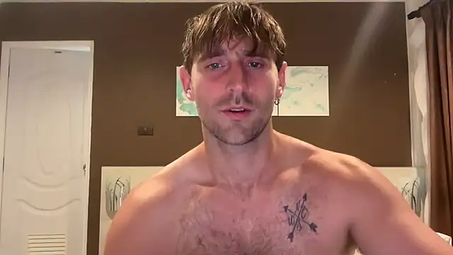 Snapshot of lukegunn chatting on May 8, 2026, 1:00 am lukegunn online show from May 8, 2026, 1:00 am