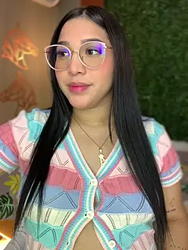 Amandanauty online show from December 22, 2024, 2:06 am