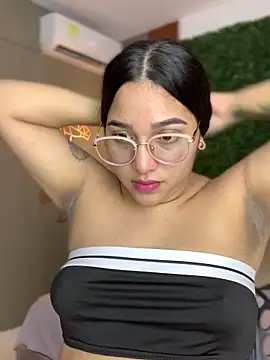 Amandanauty online show from January 16, 2025, 4:38 am