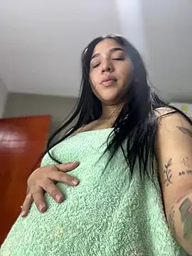 Amandanauty online show from January 26, 2025, 4:09 pm