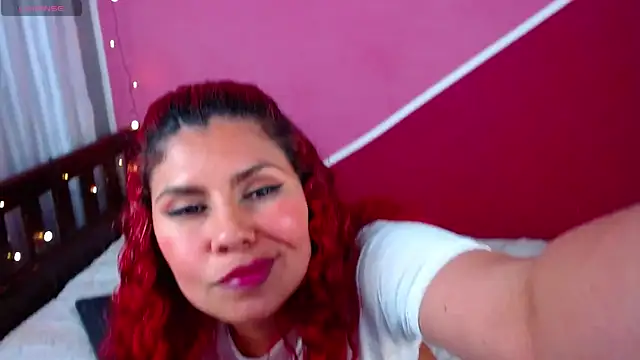 Queenamazon1 online show from January 21, 2025, 11:45 pm