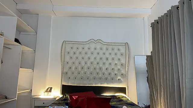 Maria wilton online show from March 1, 2025, 1:11 am