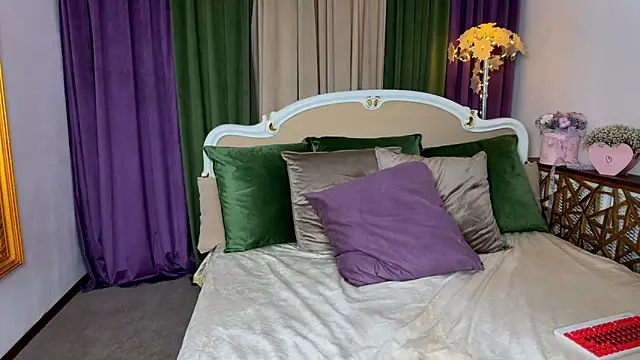 VanessaJonson online show from March 17, 2025, 5:12 am