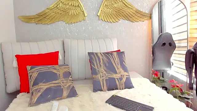 EmmaFerrary online show from February 22, 2026, 6:28 pm