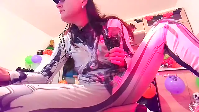 Snapshot of Ace_of_devil chatting on October 30, 2025, 2:07 pm Ace of devil online show from October 30, 2025, 2:07 pm