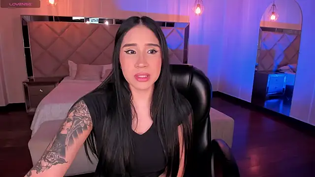 NickyLawson online show from October 11, 2025, 3:39 am