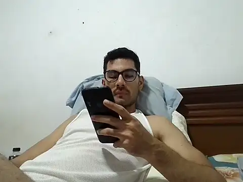 x-sebastian online show from October 5, 2025, 7:12 pm