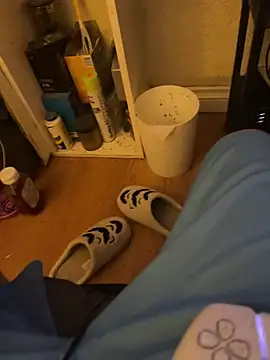 Snapshot of cnasty5621333 chatting on April 9, 2026, 2:44 pm cnasty5621333 online show from April 9, 2026, 2:44 pm