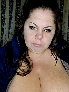 Snapshot of Ginabig chatting on November 18, 2025, 3:56 am Ginabig online show from November 18, 2025, 3:56 am