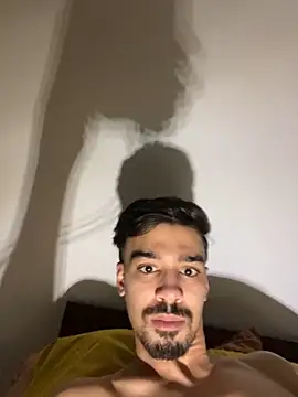 Hermanooooooo online show from March 22, 2025, 5:28 am