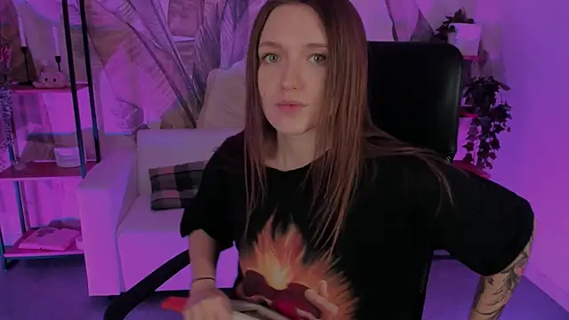 Snapshot of JennyDens chatting on January 14, 2025, 7:27 am JennyDens online show from January 14, 2025, 7:27 am