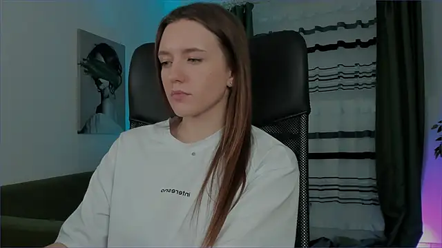 Snapshot of JennyDens chatting on January 22, 2025, 5:48 am JennyDens online show from January 22, 2025, 5:48 am