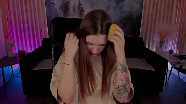 Snapshot of JennyDens chatting on February 23, 2025, 5:45 am JennyDens online show from February 23, 2025, 5:45 am