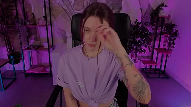 Snapshot of JennyDens chatting on March 21, 2025, 4:06 am JennyDens online show from March 21, 2025, 4:06 am