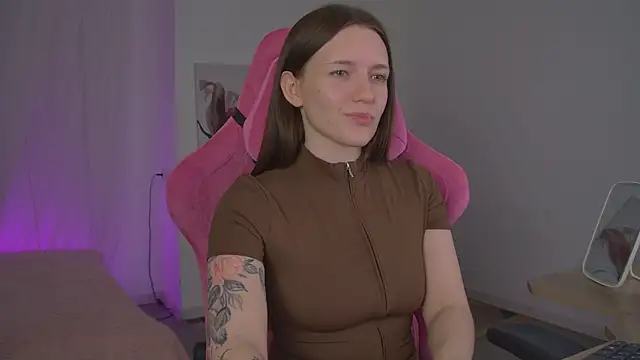 JennyDens online show from April 8, 2026, 6:19 pm