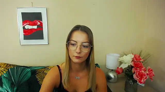 NatalieSexy online show from December 20, 2024, 12:27 pm