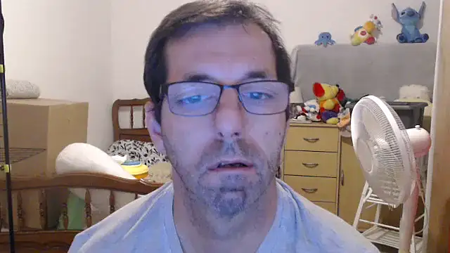 steph19x5 online show from December 2, 2025, 8:30 am