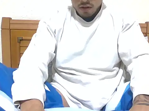 jfpc1999 online show from November 12, 2025, 5:24 pm