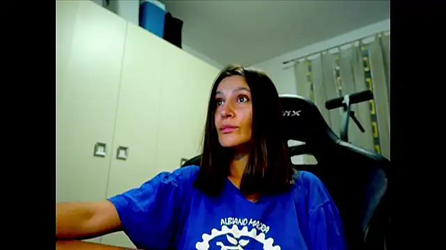 Snapshot of GodlyTheia chatting on September 14, 2025, 1:43 pm GodlyTheia online show from September 14, 2025, 1:43 pm