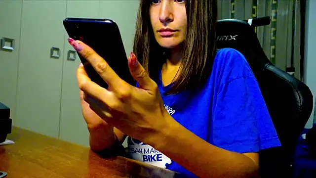 Snapshot of GodlyTheia chatting on September 24, 2025, 8:01 pm GodlyTheia online show from September 24, 2025, 8:01 pm