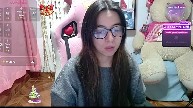 Maggie Fox3 online show from December 22, 2025, 1:02 am