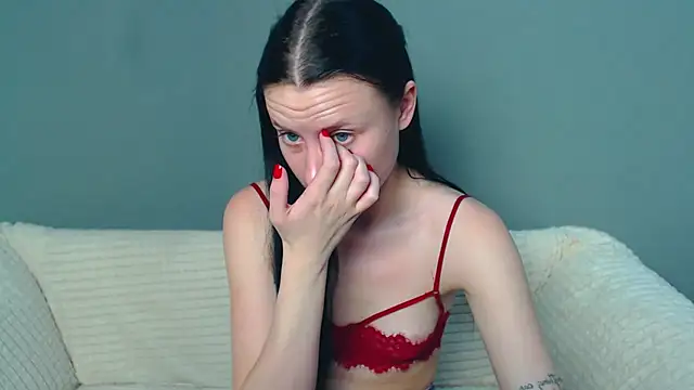 VikiKelt online show from December 11, 2024, 3:24 am