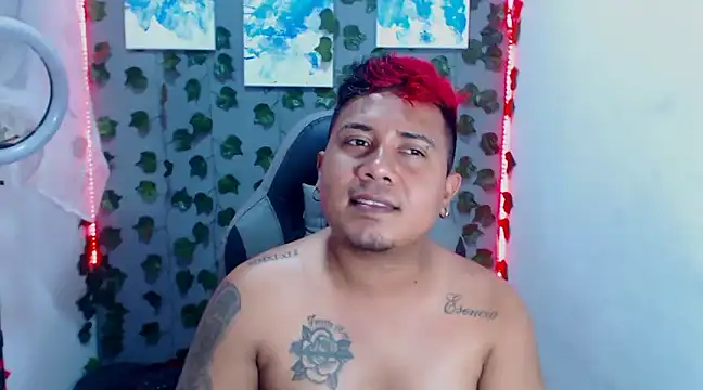 Snapshot of thepleasurechubby chatting on March 22, 2025, 4:24 am thepleasurechubby online show from March 22, 2025, 4:24 am