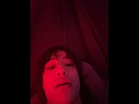 stormytt  online show from November 17, 2025, 5:13 am