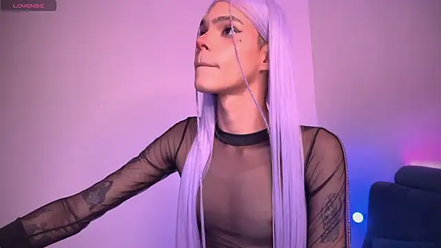 Varya Ferreira online show from March 21, 2025, 1:56 am