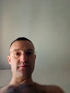 Snapshot of enricso chatting on April 26, 2026, 12:58 pm enricso online show from April 26, 2026, 12:58 pm