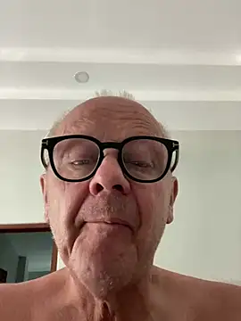 Snapshot of 58klaus chatting on February 17, 2025, 7:15 am 58klaus online show from February 17, 2025, 7:15 am