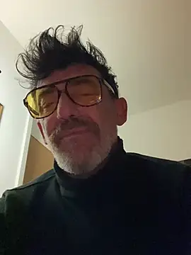 Snapshot of maxximere chatting on March 16, 2026, 12:49 am maxximere online show from March 16, 2026, 12:49 am