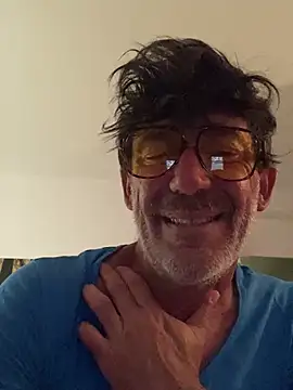 Snapshot of maxximere chatting on June 30, 2026, 12:33 am maxximere online show from June 30, 2026, 12:33 am