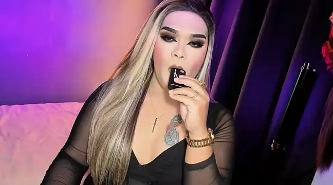 Snapshot of VictoriaEliz chatting on March 17, 2025, 2:56 pm VictoriaEliz online show from March 17, 2025, 2:56 pm