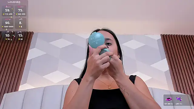 Snapshot of Sammy_Fit_ chatting on January 23, 2025, 3:32 pm Sammy Fit online show from January 23, 2025, 3:32 pm