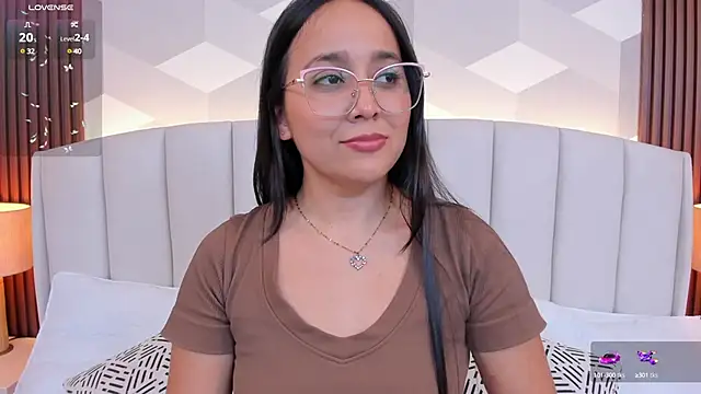 Snapshot of Sammy_Fit_ chatting on March 11, 2025, 3:56 pm Sammy Fit online show from March 11, 2025, 3:56 pm