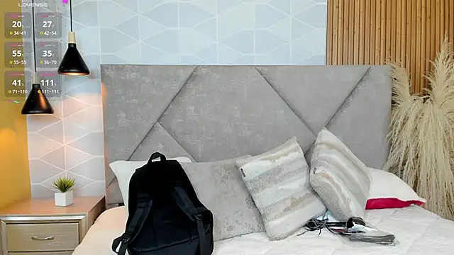 Snapshot of Sammy_Fit_ chatting on November 15, 2025, 12:45 pm Sammy Fit online show from November 15, 2025, 12:45 pm