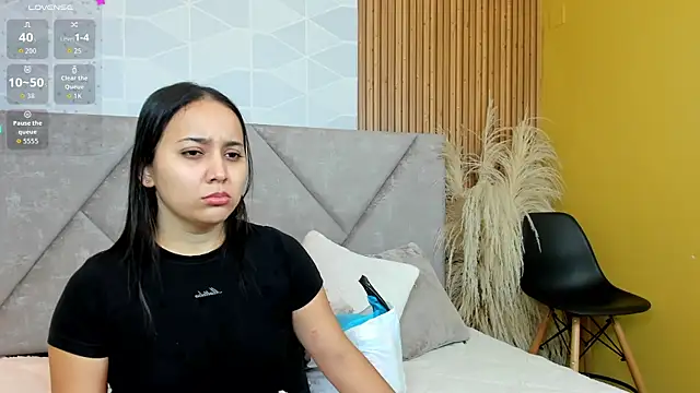 Snapshot of Sammy_Fit_ chatting on December 1, 2025, 12:43 pm Sammy Fit online show from December 1, 2025, 12:43 pm