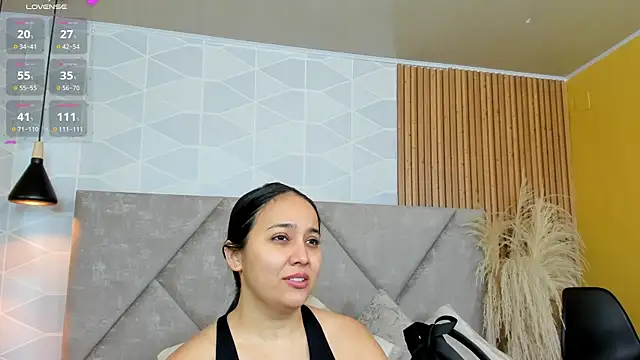 Snapshot of Sammy_Fit_ chatting on December 22, 2025, 12:35 pm Sammy Fit online show from December 22, 2025, 12:35 pm